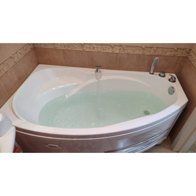 Асимметричная угловая ванна "София" 